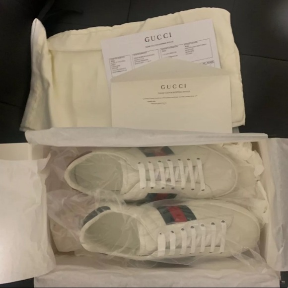 Jordan Other - Gucci ace bee sneakers new